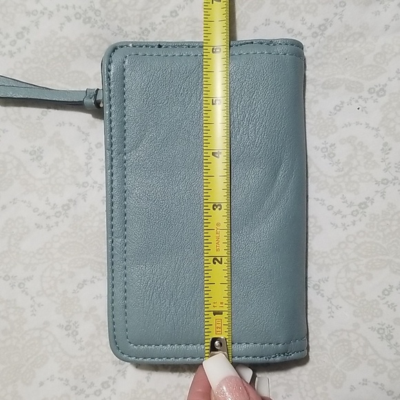 Jessica Simpson Blue Vegan Leather Wallet - Picture 2 of 6